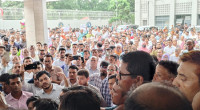 Bangladesh secretariat employees protest draft ordinance on govt jobs