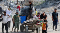 Palestinians return to North Gaza as hostage deal set for Monday