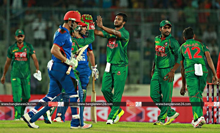 ১৩ ওভারে আফগানদের ৫৯/২