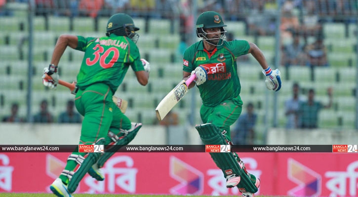 জুটি গড়েছেন তামিম-রিয়াদ