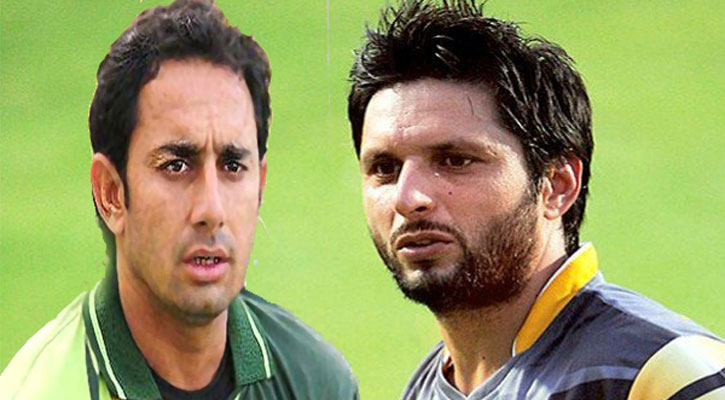 আফ্রিদি-আজমলের সঙ্গে চুক্তি করছে না পিসিবি