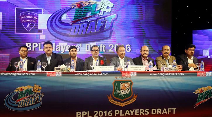 দেশি-বিদেশি ক্রিকেটাররা কে কোন দলে