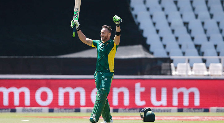 ডু প্লেসিসের সেঞ্চুরিতে অজিদের টানা হারের লজ্জা