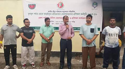 বরগুনায় চলছে ৭ দিনব্যাপী টেনিস প্রশিক্ষণ