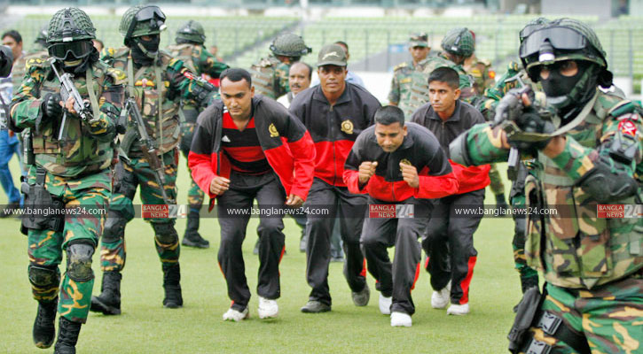 শের-ই-বাংলা স্টেডিয়ামে কমান্ডো মহড়া
