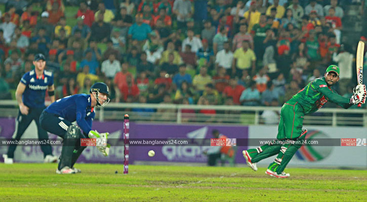 ইমরুলের ব্যাটে ২০০ পার করলো বাংলাদেশ