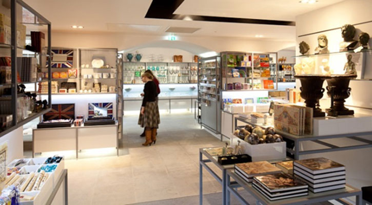 অক্সফোর্ড মিউজিয়ামে প্রথমবারের মতো ইসলামি শিল্প প্রদর্শনী