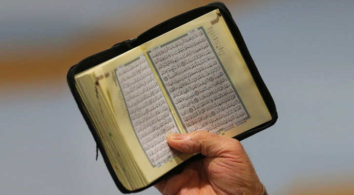 কোরআন সুমিষ্ট ও সুললিত কণ্ঠে তেলাওয়াত করা উচিত