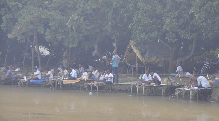 টিকেট কেটে বড়শিতে মাছ ধরা শরিয়তসম্মত নয়