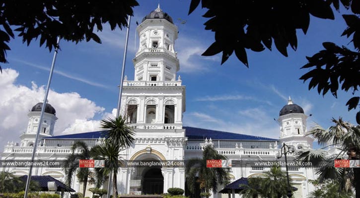 জোহর সুলতানের সুন্দর মসজিদে