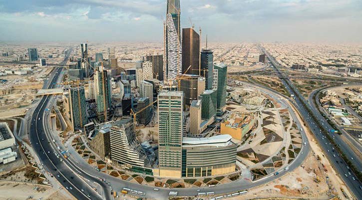 ওমরা ভিসায় সৌদিতে থেকে গেলে জেল-জরিমানা