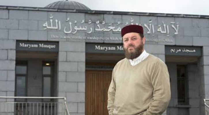 প্রচারের অভাবে নিভৃতে আয়ারল্যান্ডের মুসলমানরা