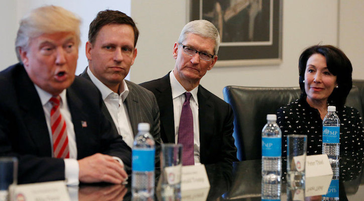 আমেরিকায় মুসলিমদের তালিকা তৈরিতে কারও সহায়তা পাচ্ছেন না ট্রাম্প