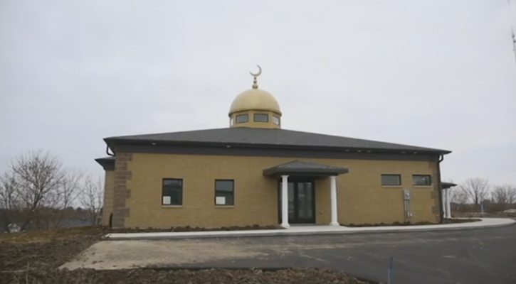 আমেরিকায় ডাবাকে প্রথম মসজিদ, খুশি মুসলমানরা