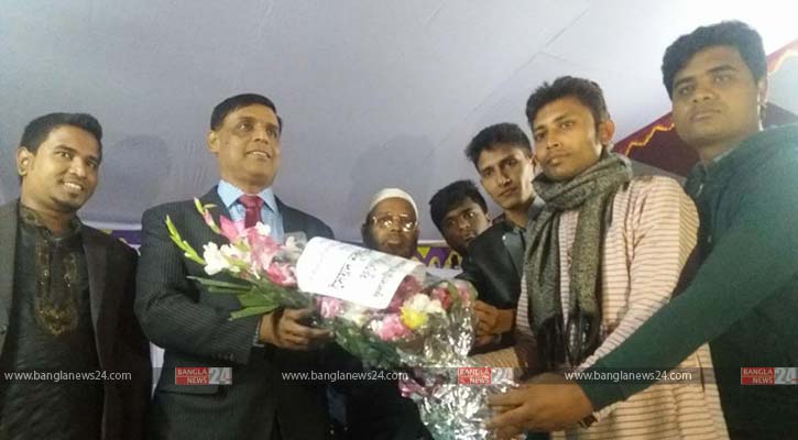 ‘ধর্ম মানুষের মগজে সর্বশ্রেষ্ঠ স্থান দখল করে আছে’