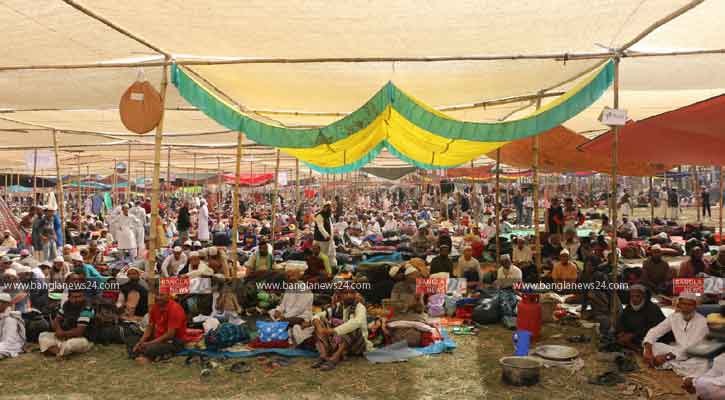 জুমার নামাজে অংশ নিতে খুলনা ইজতেমায় মুসল্লিদের ঢল
