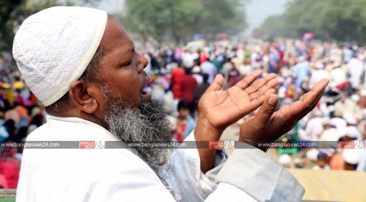 খুলনার ইজতেমায় আখেরি মোনাজাতে লাখো মুসল্লি