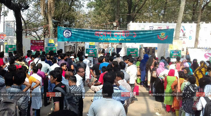 বইপ্রেমীদের নানান মত মেলা নিয়ে