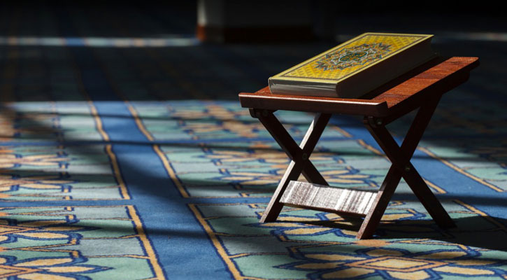 একনিষ্ঠ ধর্মচর্চাই পারে সমাজকে নৈতিক অবক্ষয় থেকে বাঁচাতে