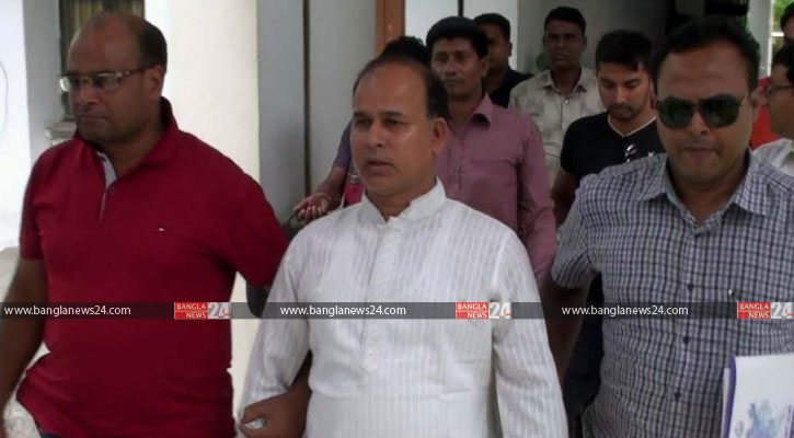 গুরুদাসপুর পৌর মেয়রসহ চারজন কারাগারে