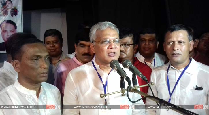 অফিস তল্লাশি করে খালেদাকে দাবিয়ে রাখা যাবে না