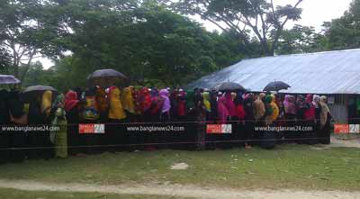 তালতলীর সোনাকাটা ইউপি নির্বাচনে ভোট চলছে