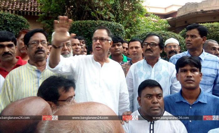 বিএনপির জনপ্রিয়তার জোয়ারে ভীত সরকার