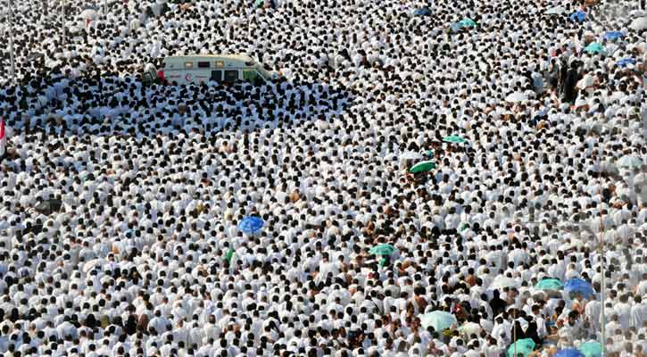 ‘যতবার লাব্বাইক বলেছে, ততবার হজে যাবে’ কথাটি কি ঠিক?