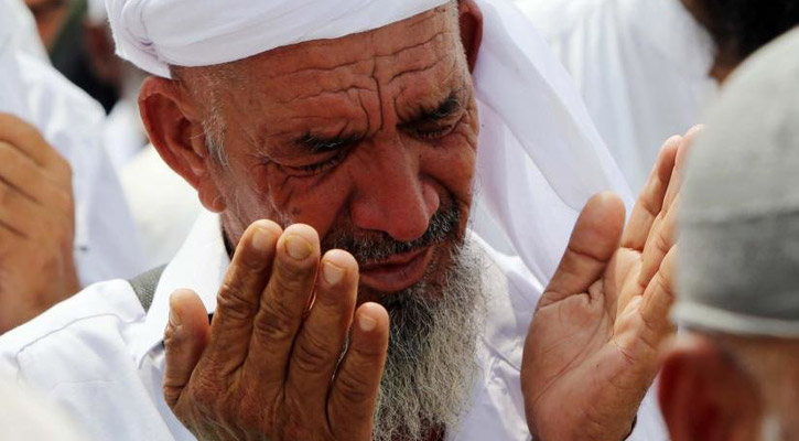 হজ: খোদার সান্নিধ্যে বান্দার যাত্রা