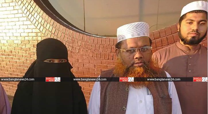 কোরআন প্রতিযোগিতায় অংশ নিতে দুবাই গেলেন কিশোরী হাফেজ