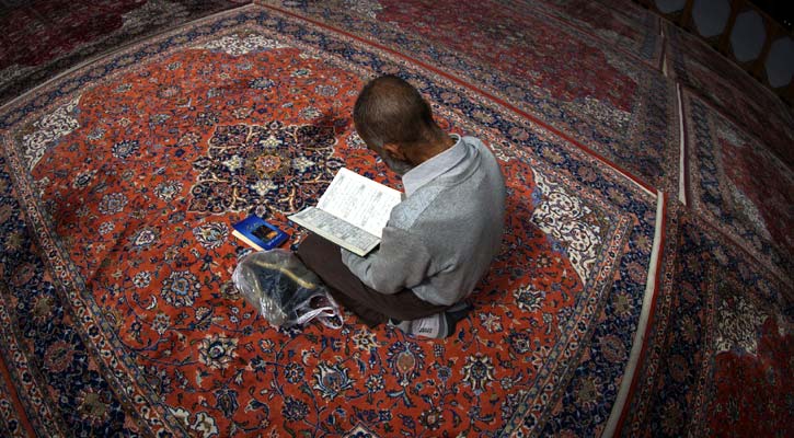 ধর্মচর্চার মাধ্যমেই সমাজে শান্তি প্রতিষ্ঠা সম্ভব