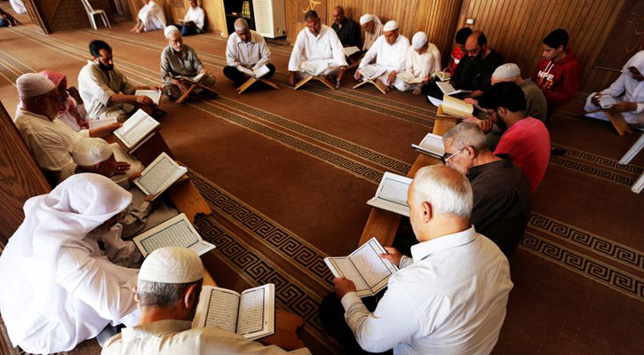 পবিত্র কোরআনই শান্তির একমাত্র ঠিকানা