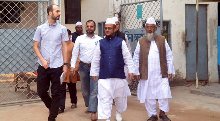 ইউকে এইড’র প্রতিনিধি দলের আরজাবাদ মাদরাসা পরিদর্শন