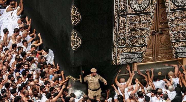 ‘হজ ব্যবস্থাপনায় গ্রুপ লিডার বর্জনের পরামর্শ’