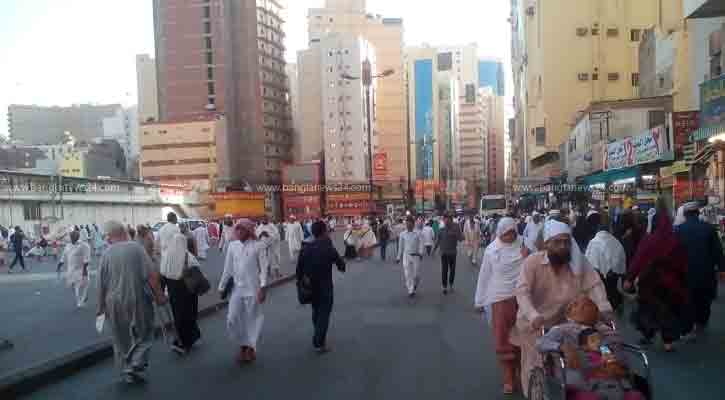 মদিনার পথে