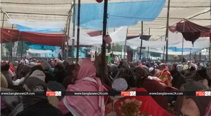 মেহেরপুরে আঞ্চলিক ইজতেমা চলছে