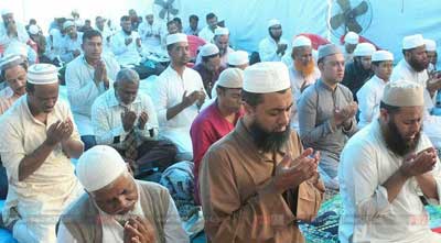 আখেরি মোনাজাতের মধ্য দিয়ে ময়মনসিংহে ইজতেমা শেষ