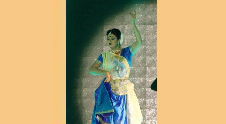 জাদুঘরে মুনমুন আহমেদের কত্থক নৃত্য সোমবার