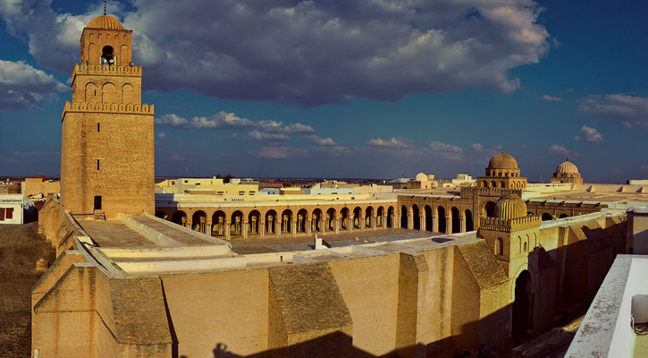 আফ্রিকা মহাদেশে প্রথম আজান হয় কাইরুয়ান মসজিদ থেকে