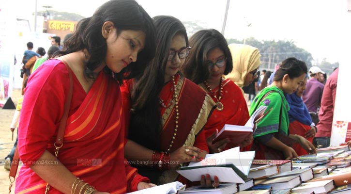 বইয়ের ঘুমন্ত জ্ঞান ইন্টারনেটে পাওয়া যায় না