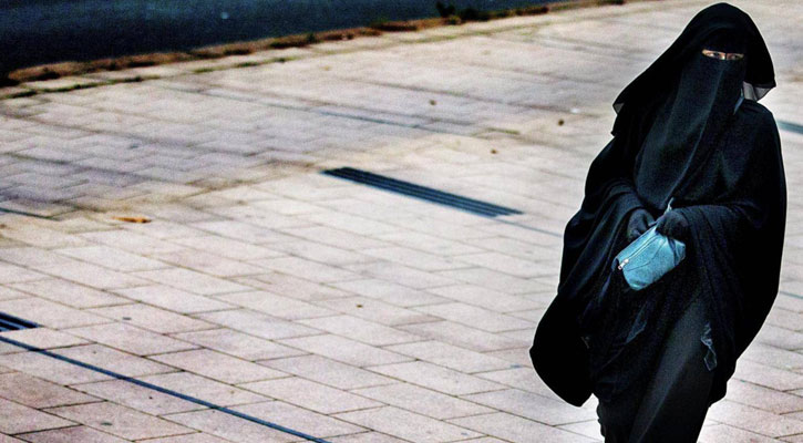 ইন্দোনেশিয়ার ইসলামিক বিশ্ববিদ্যালয়ে নিষিদ্ধ হলো বোরকা