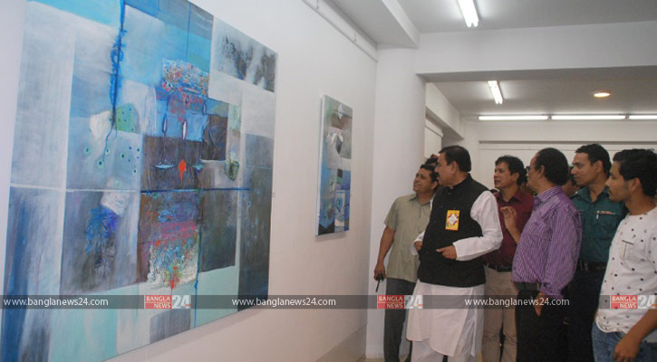 গ্যালারি একুশের দেয়াল জুড়ে প্রকৃতির গান