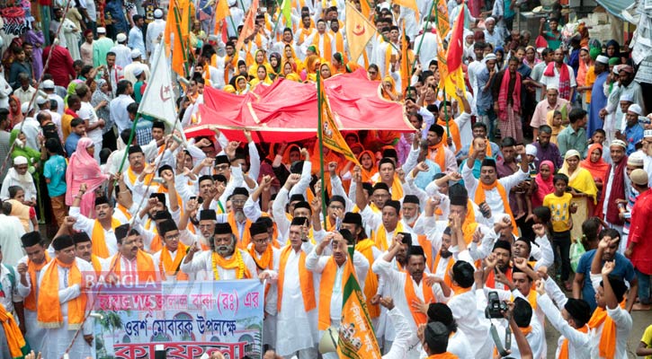 গিলাফ ছড়িয়ে ওরস শুরু শাহজালালের মাজারে 