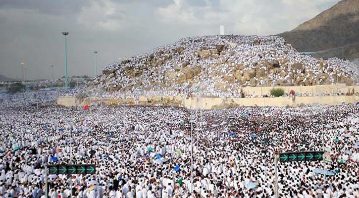 পবিত্র হজ আজ, লাব্বাইক ধ্বনিতে মুখর হবে আরাফাতের ময়দান