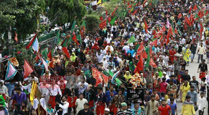 ‘রহমতের বৃষ্টি’তে ভিজে শেষ হলো তাজিয়া মিছিল