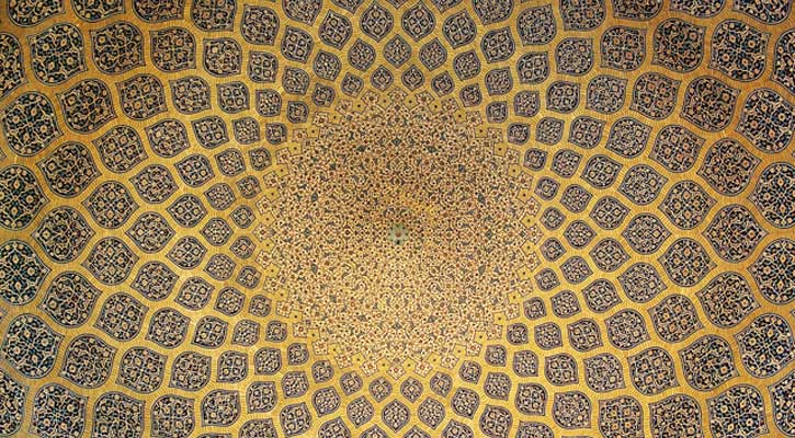 পাঁচটি মুসলিম স্থাপত্যের ছাদের কারুকার্য