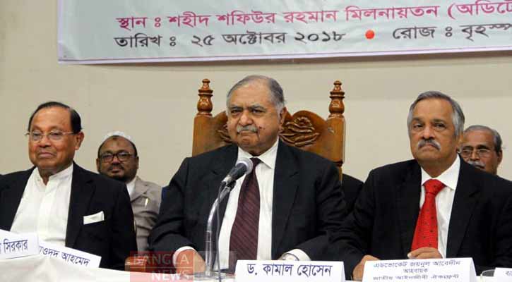 সরকারের মাথা খারাপ হয়ে গেছে: ড. কামাল