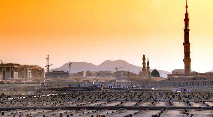 আলো ঝলমলে কবর