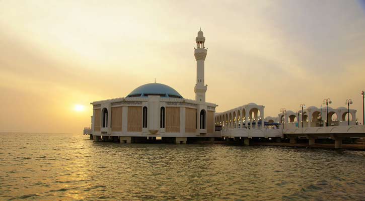 জলঘেঁষা ৬ দৃষ্টিনন্দন মসজিদ