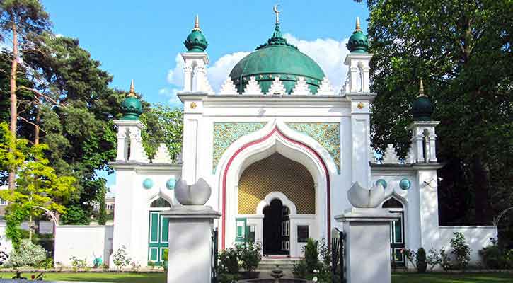 ব্রিটেনের সর্বপ্রথম মসজিদ